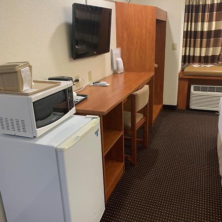 Microtel Inn & Suites By Wyndham Rice Lake Extérieur photo