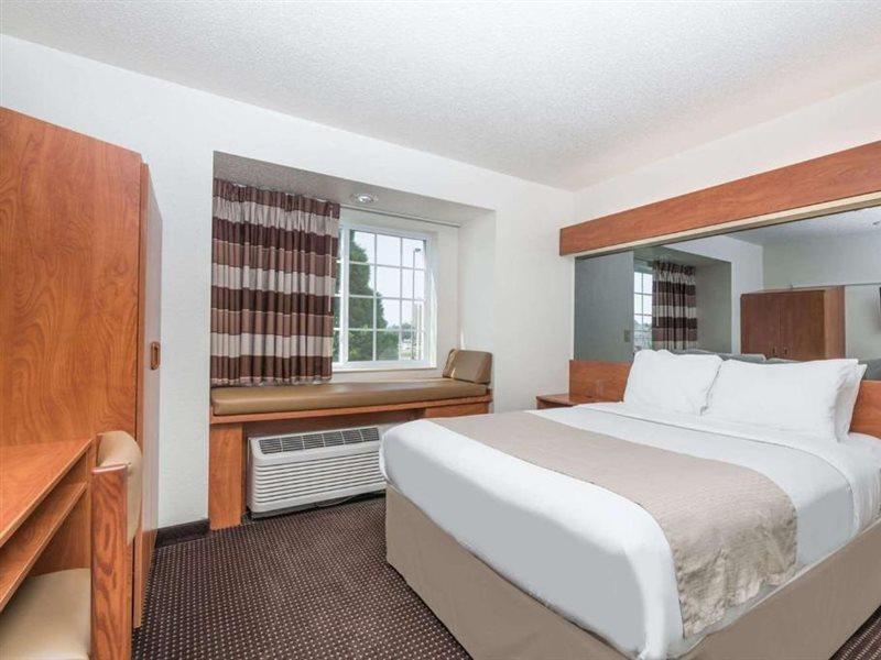Microtel Inn & Suites By Wyndham Rice Lake Extérieur photo