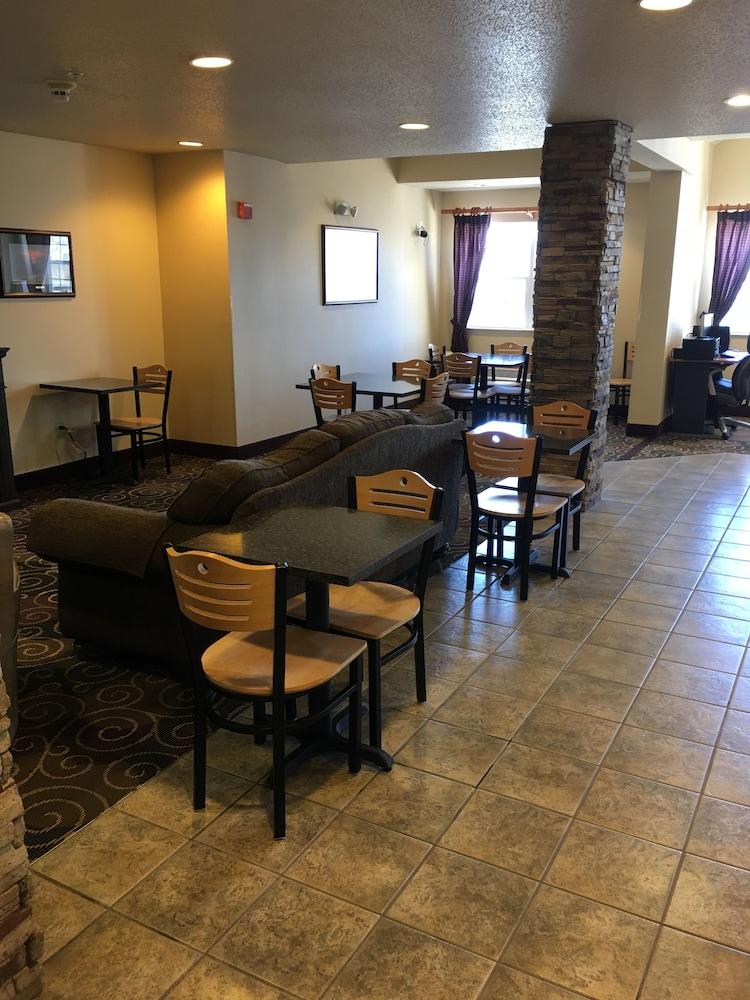 Microtel Inn & Suites By Wyndham Rice Lake Extérieur photo