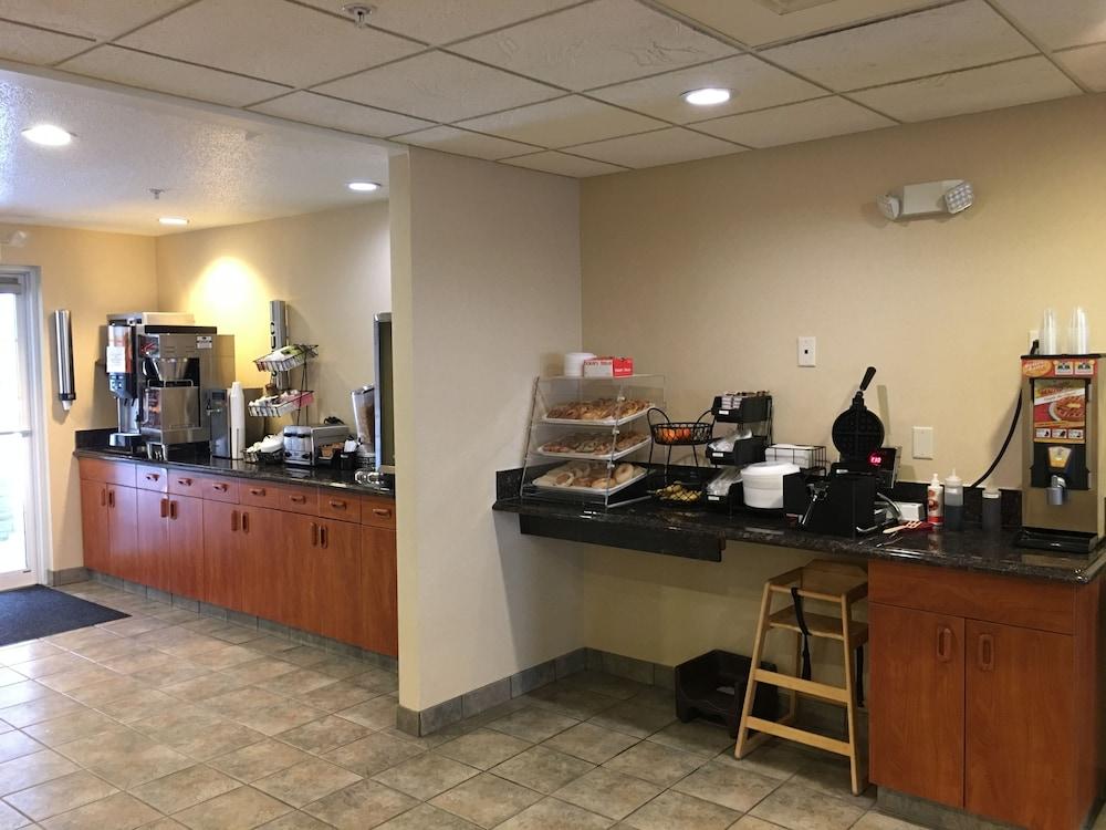 Microtel Inn & Suites By Wyndham Rice Lake Extérieur photo