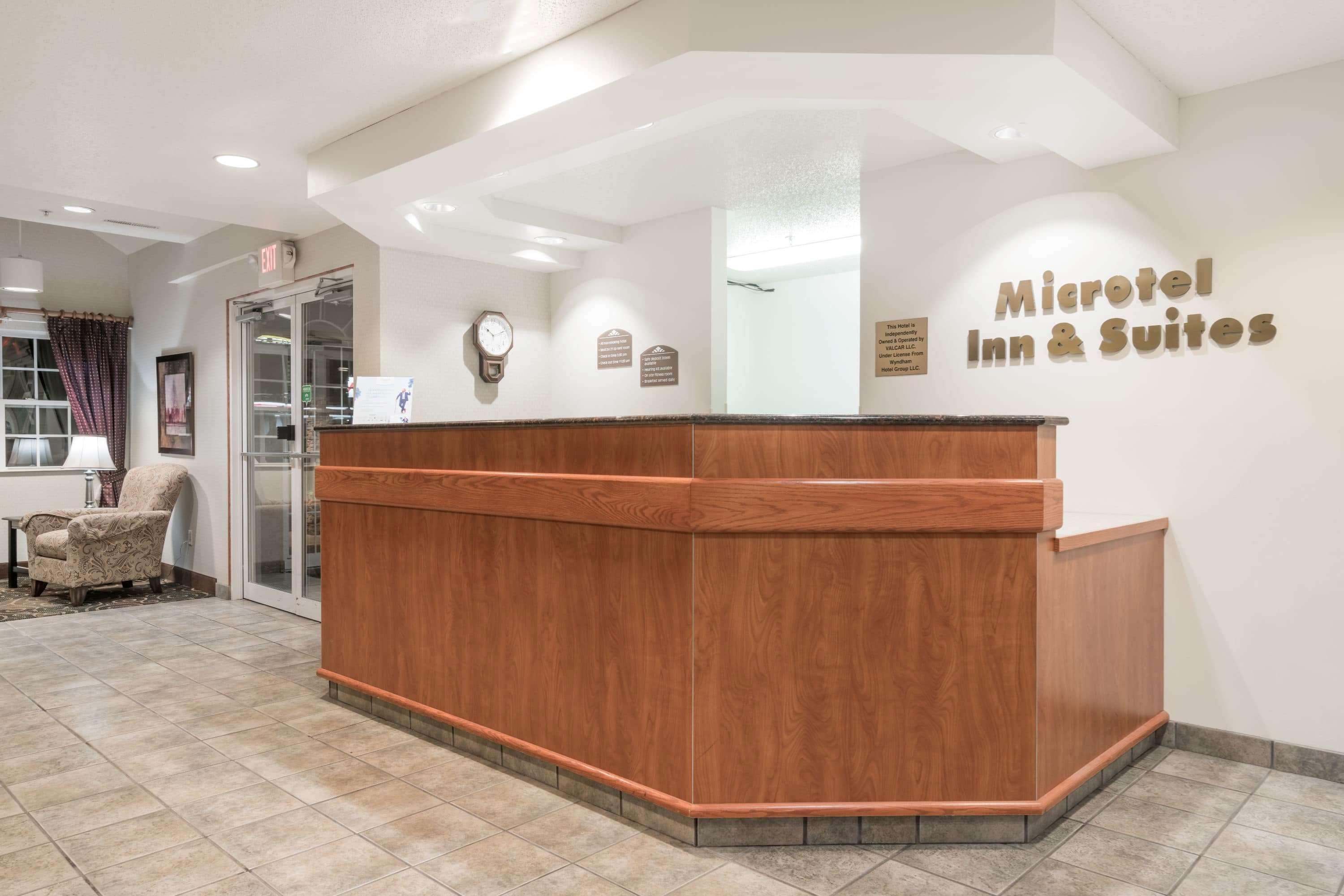 Microtel Inn & Suites By Wyndham Rice Lake Extérieur photo
