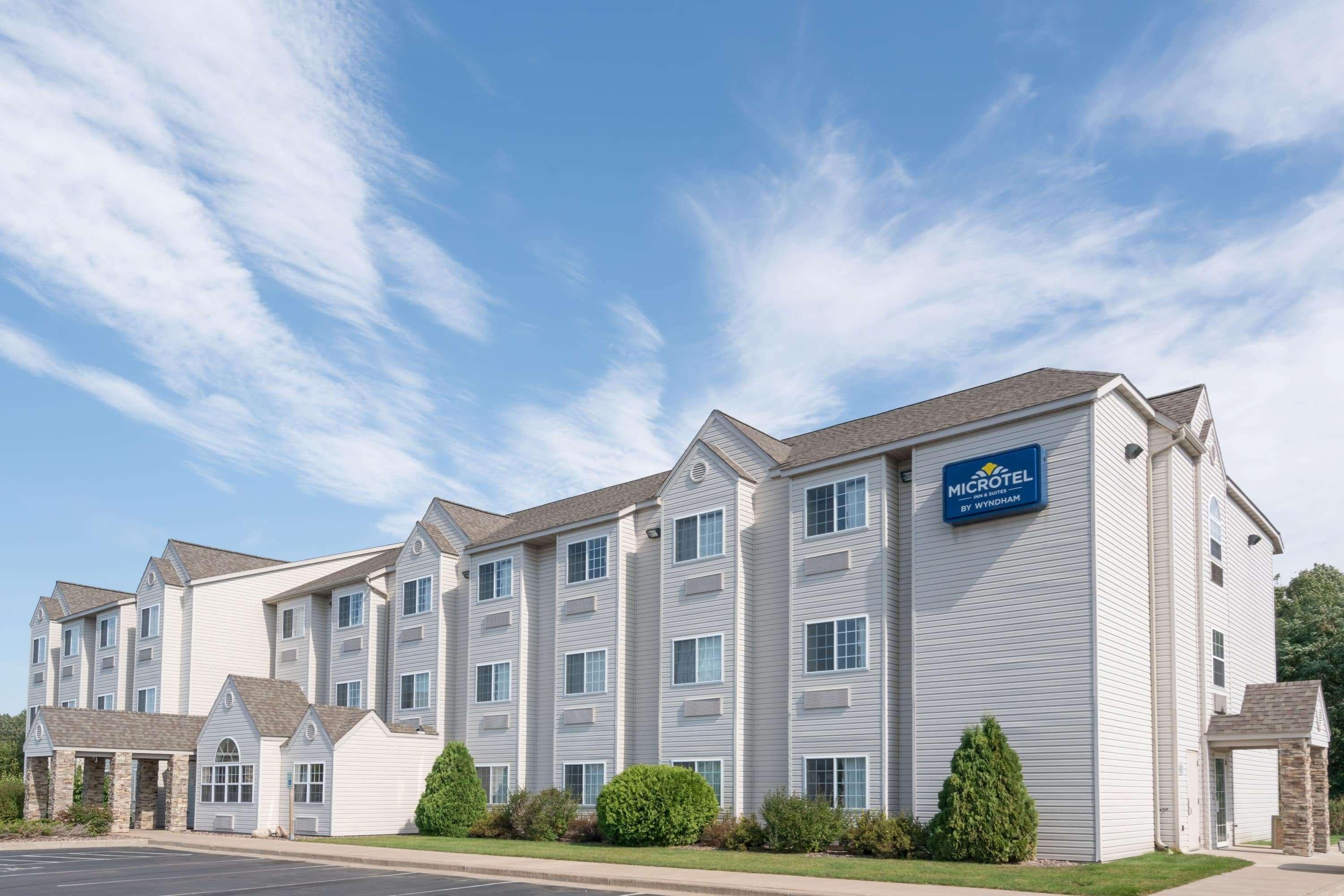 Microtel Inn & Suites By Wyndham Rice Lake Extérieur photo