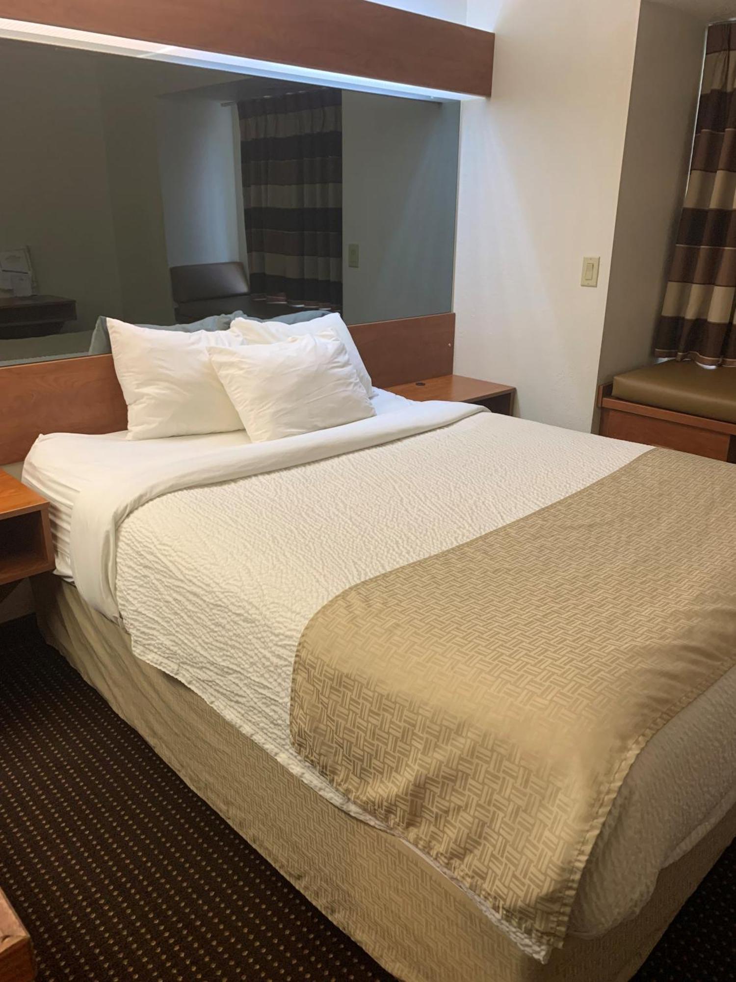 Microtel Inn & Suites By Wyndham Rice Lake Extérieur photo