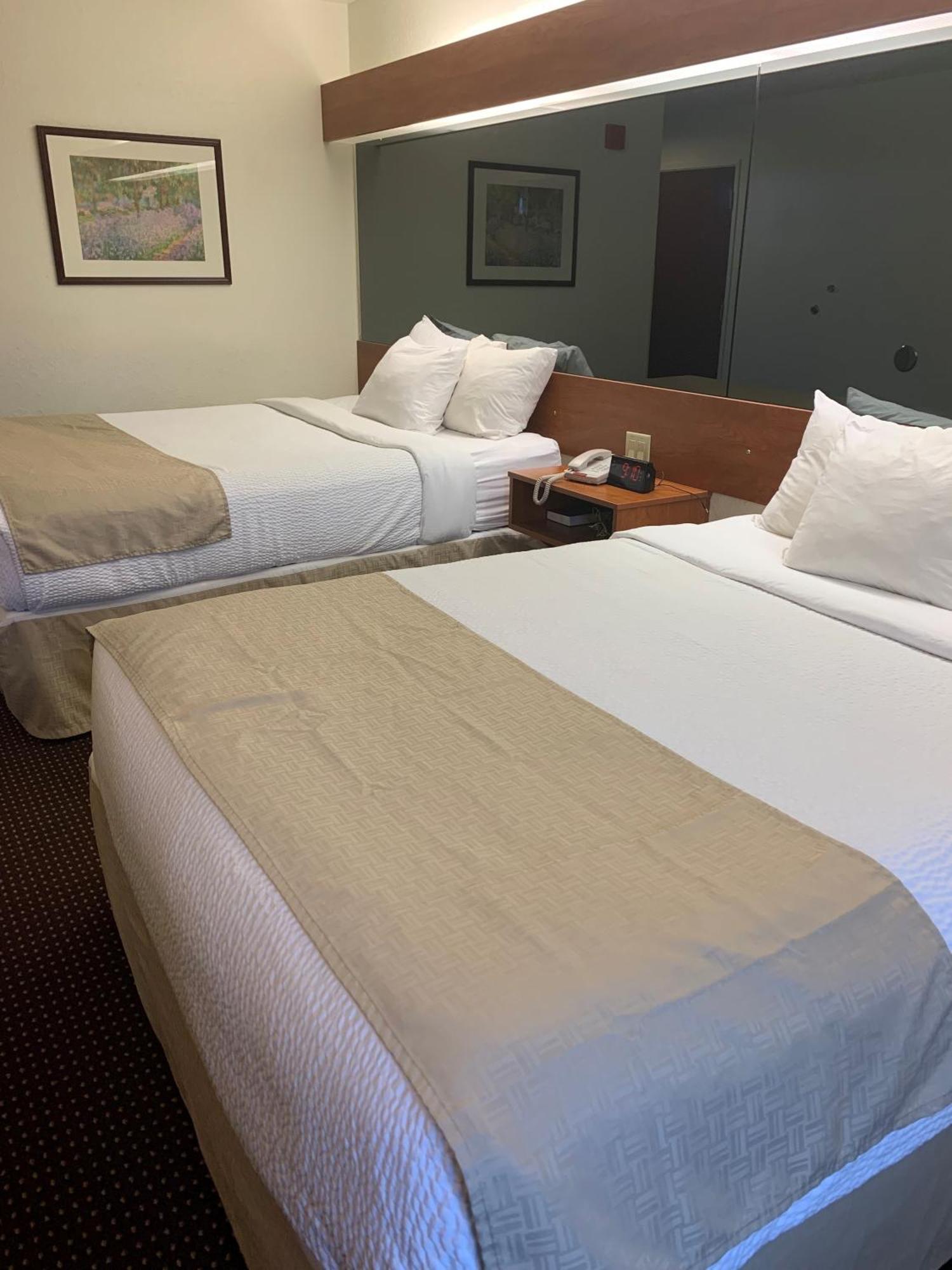 Microtel Inn & Suites By Wyndham Rice Lake Extérieur photo