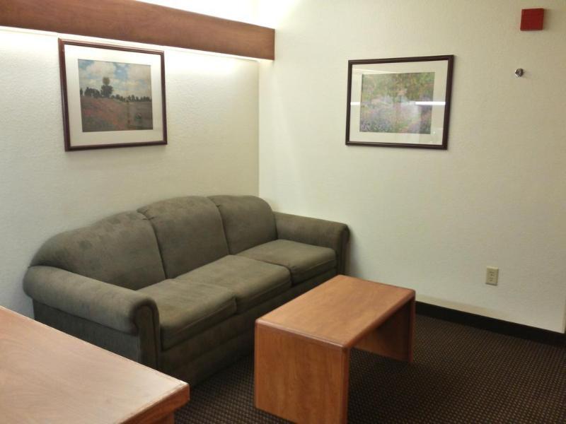 Microtel Inn & Suites By Wyndham Rice Lake Extérieur photo