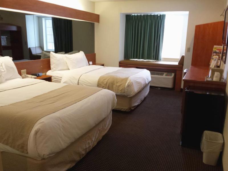 Microtel Inn & Suites By Wyndham Rice Lake Extérieur photo