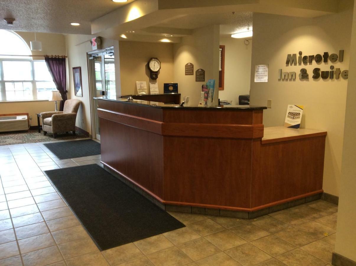 Microtel Inn & Suites By Wyndham Rice Lake Extérieur photo